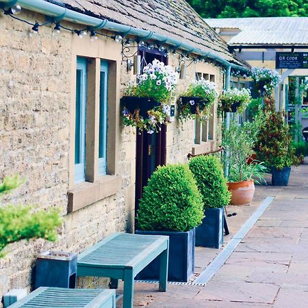 The Ragged Cot Hotel Minchinhampton Exterior foto