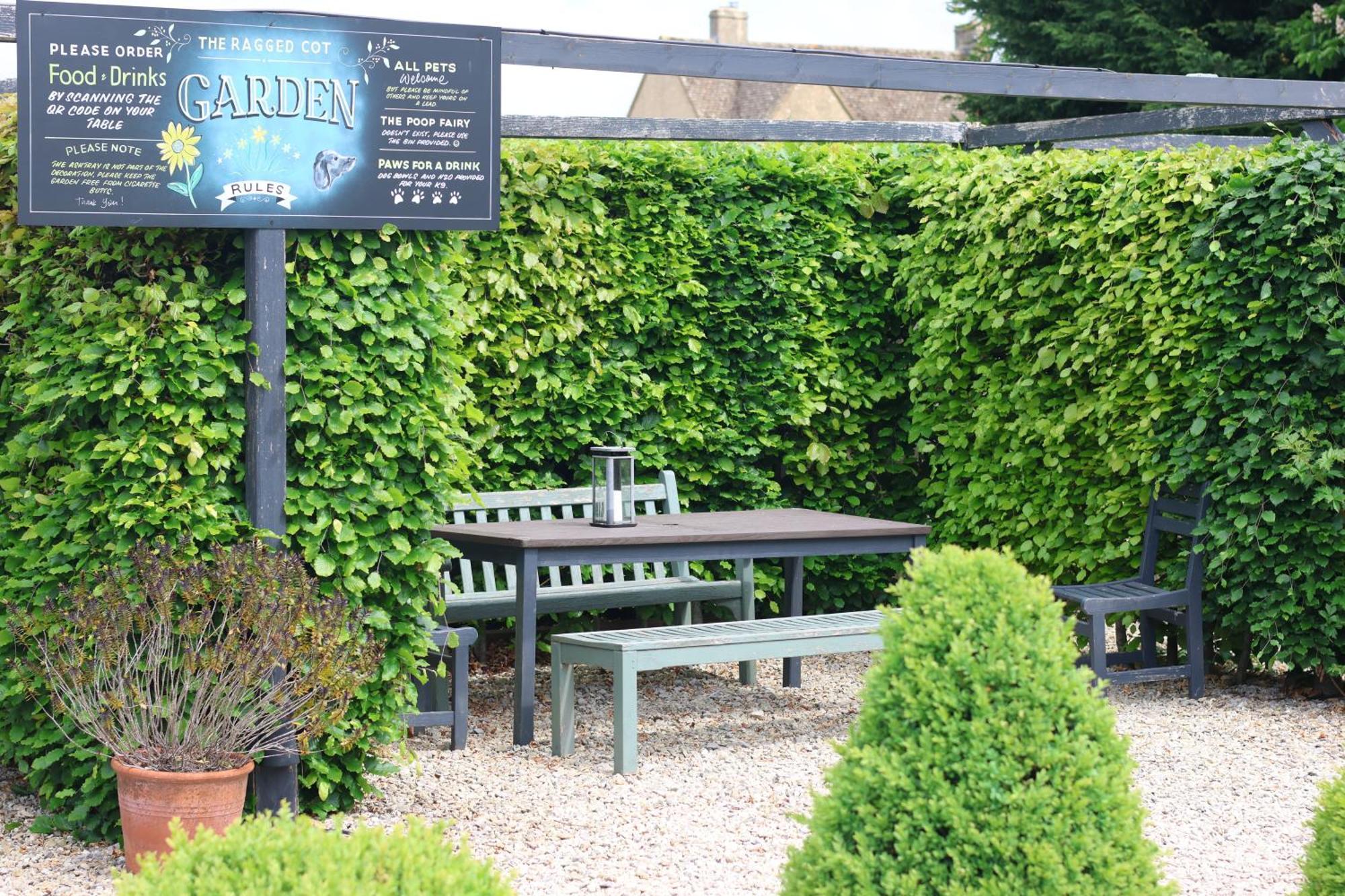 The Ragged Cot Hotel Minchinhampton Exterior foto