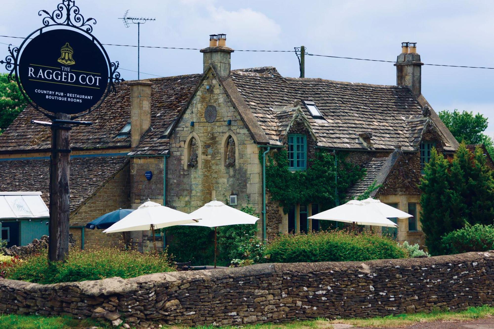 The Ragged Cot Hotel Minchinhampton Exterior foto